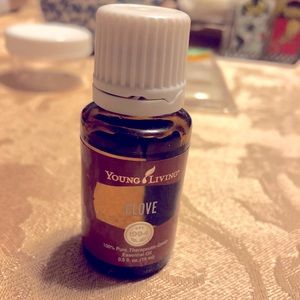 Young living clove oil